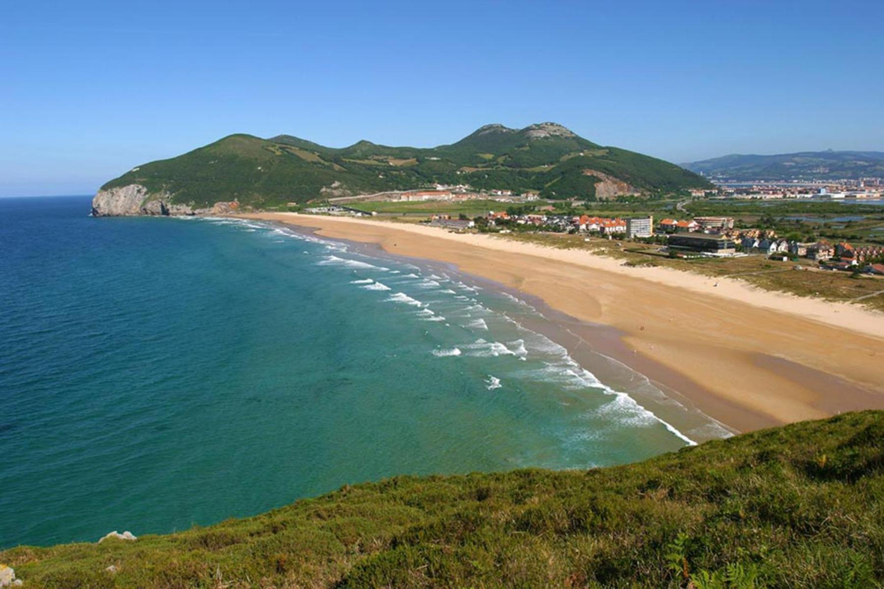 Apartmán Duplex Playa Berria Piedrahita  Exteriér fotografie